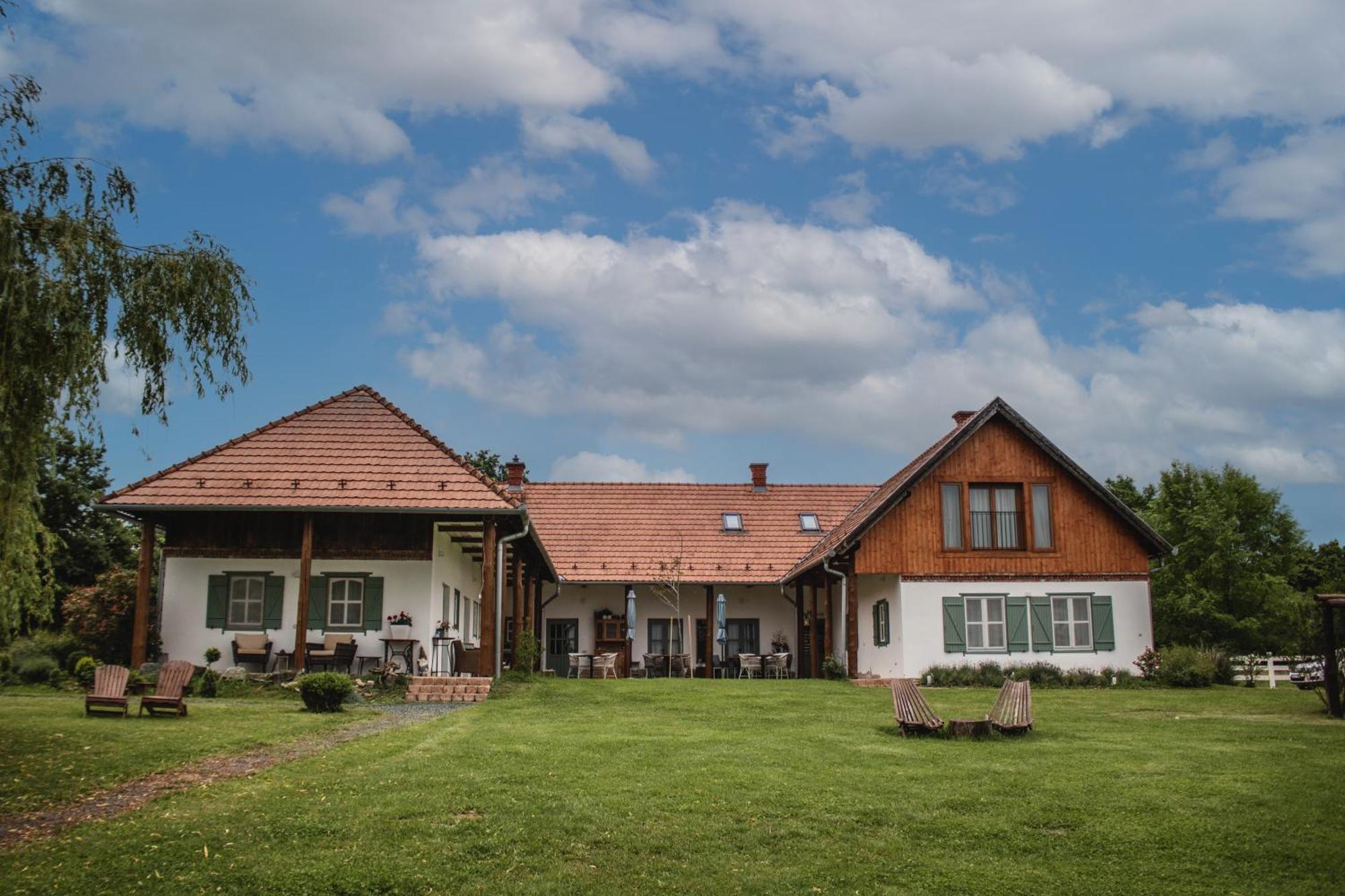 Őri Art Inn Őriszentpéter Exterior foto
